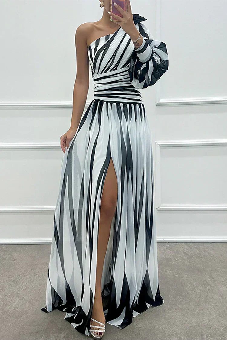 Elegant Striped One-Shoulder Maxi Dress