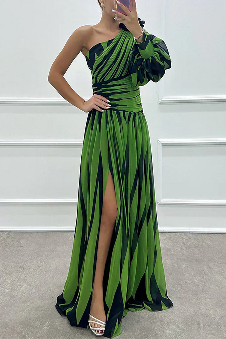 Elegant Striped One-Shoulder Maxi Dress