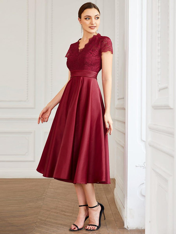 ever HARLEY|Romantic V-neck Lace Bodice Wedding Guest Dress with Pockets