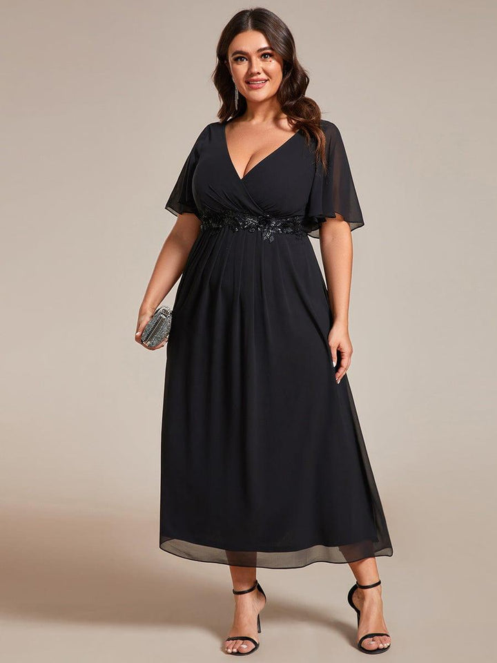 pretty DAHLIA|Plus Size Elegant Short Sleeves V-Neck Floral Applique Wedding Guest Dress
