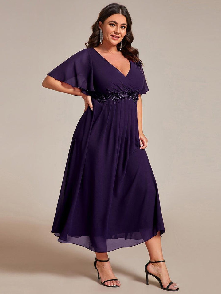 pretty DAHLIA|Plus Size Elegant Short Sleeves V-Neck Floral Applique Wedding Guest Dress