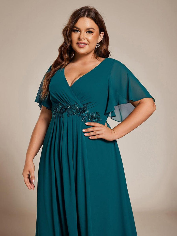 pretty DAHLIA|Plus Size Elegant Short Sleeves V-Neck Floral Applique Wedding Guest Dress