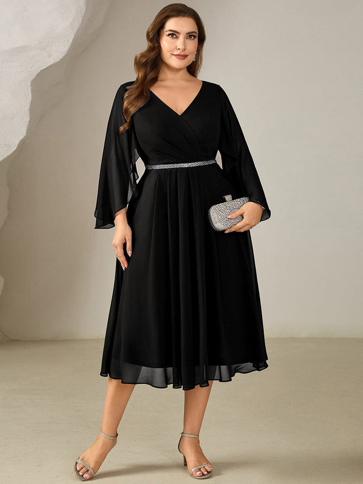 pretty WYNN|Plus Size Deep V-Neck Chiffon Wedding Guest Dress
