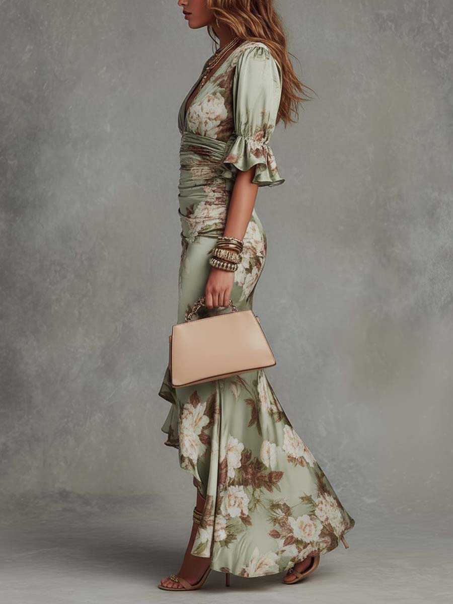 Anna | Robe Longue Asymétrique en Satin Vert à Col V, Manches Bouffantes et Imprimé Floral